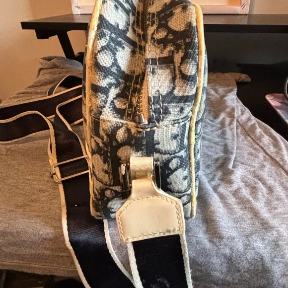 Authentic Vintage Christian Dior Trotter No. 2 Crossbody Bag - John Galliano Era - Picture 3 of 12